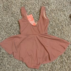 Kortni Jeane skirted one piece- 4/5